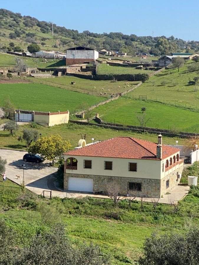 Casa Rural Montes De Trigo Jerez De Los Caballeros Buitenkant foto